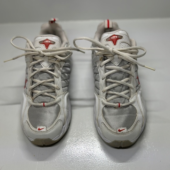 Nike Women’s Training Shoe size 9 - Picture 3 of 8